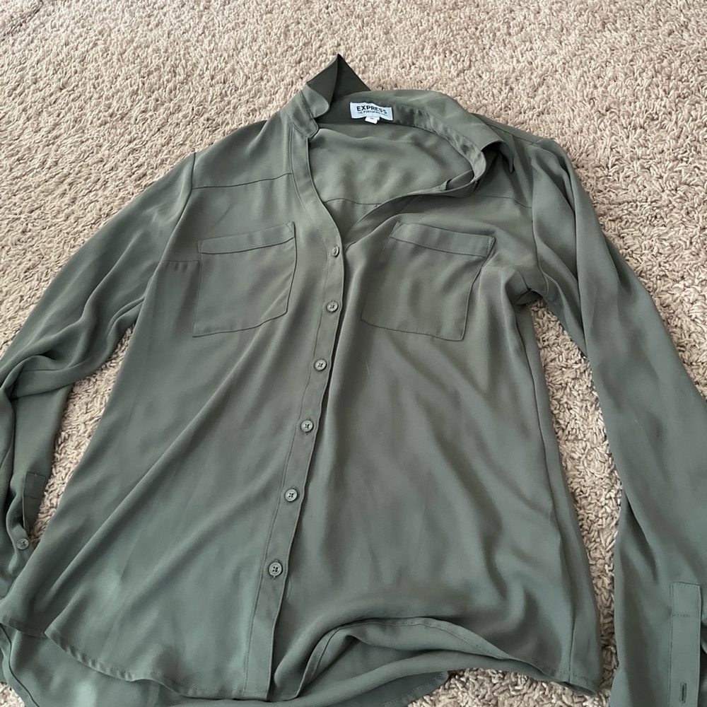 Button up shirt - Picture 3 of 3